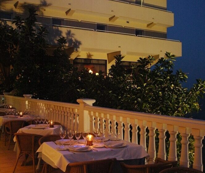 هتل Masa International