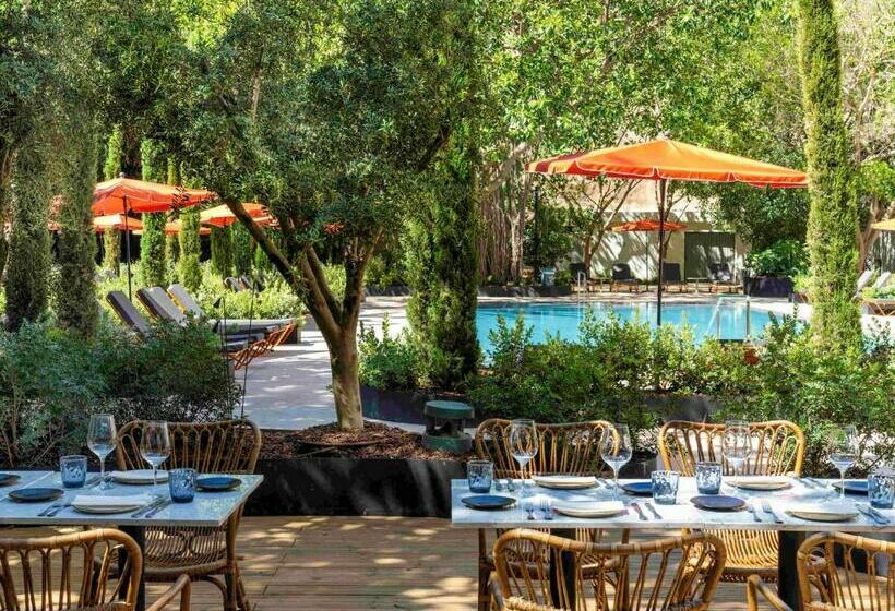 בית מלון כפרי Mercure Benidorm