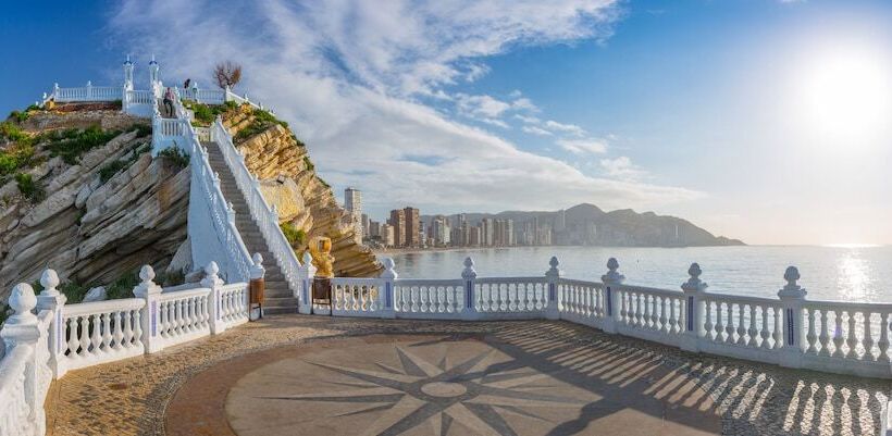 ホテル Mercure Benidorm