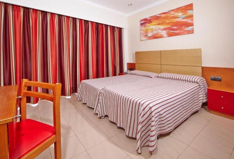 Отель Mll Caribbean Bay