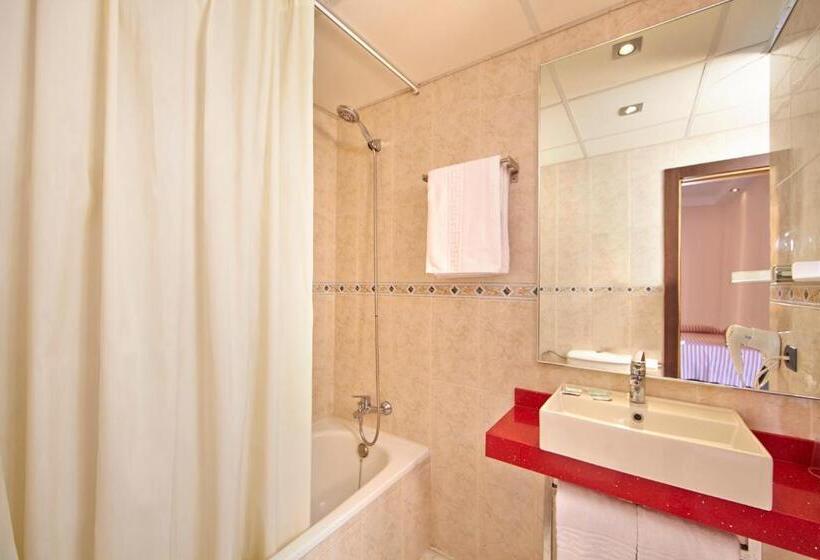 Отель Mll Caribbean Bay