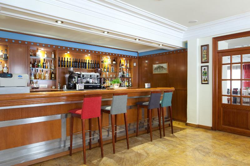 Отель Mr Costa Blanca