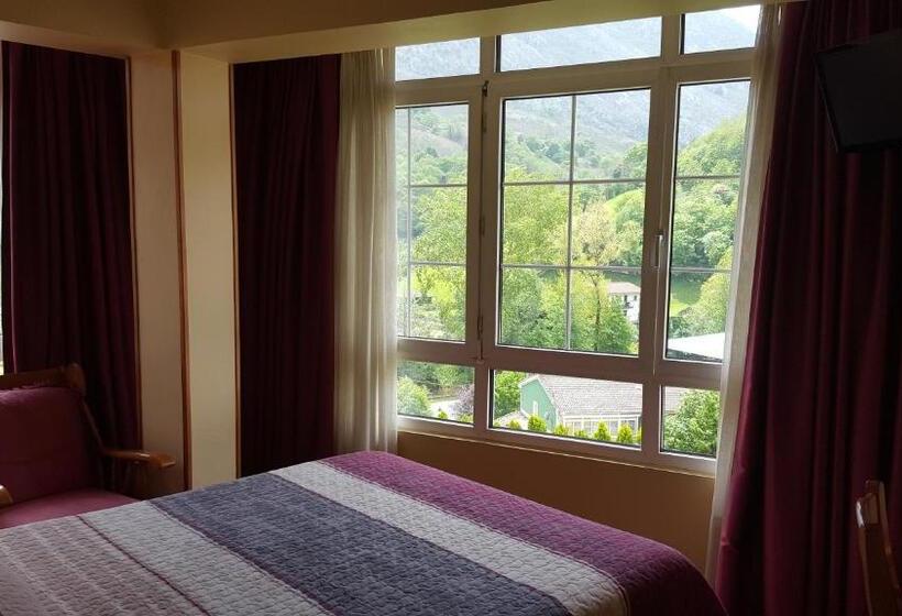 هتل Naranjo De Bulnes