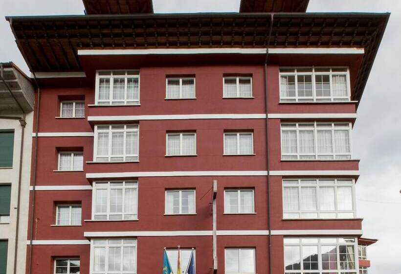 هتل Naranjo De Bulnes