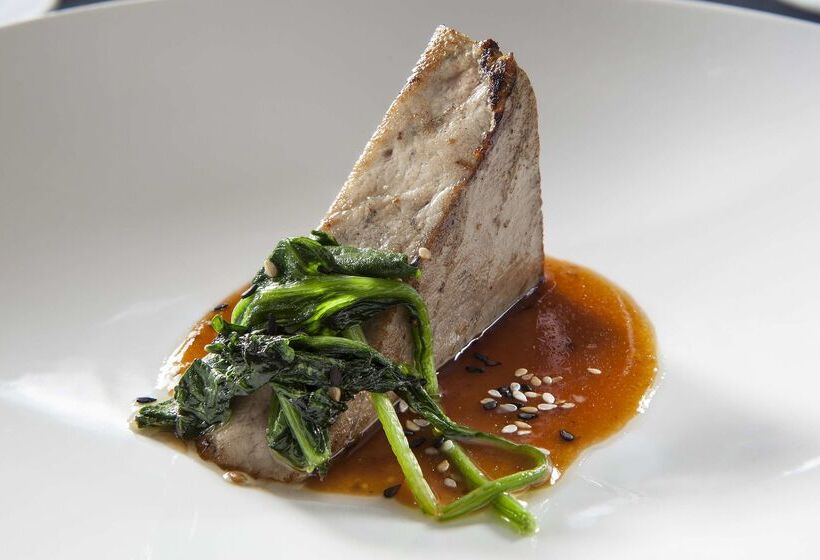 فندق NH Canciller Ayala Vitoria