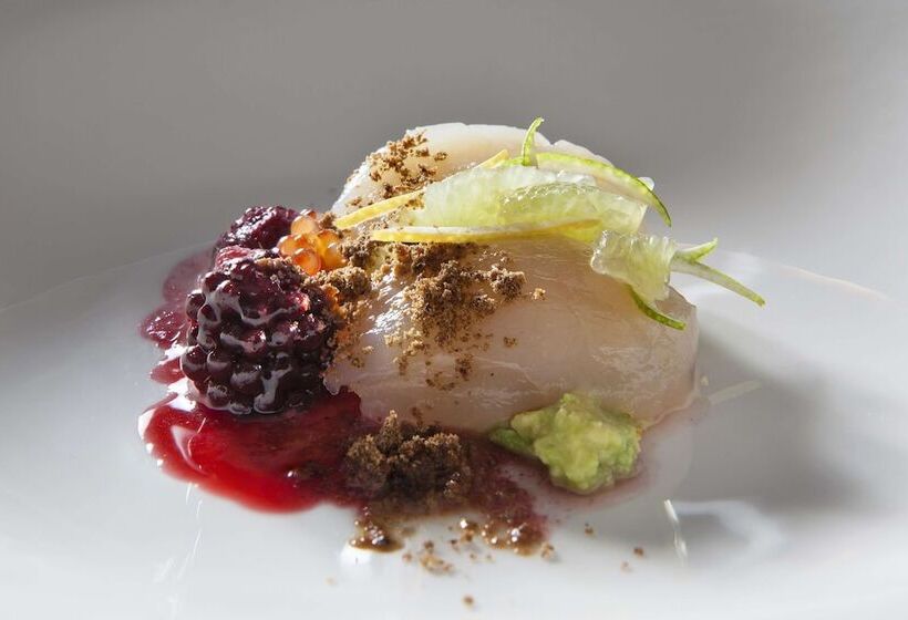 فندق NH Canciller Ayala Vitoria