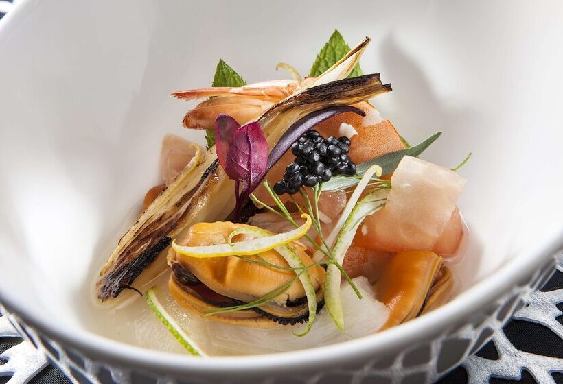 فندق NH Canciller Ayala Vitoria