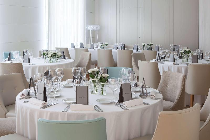 فندق NH Canciller Ayala Vitoria