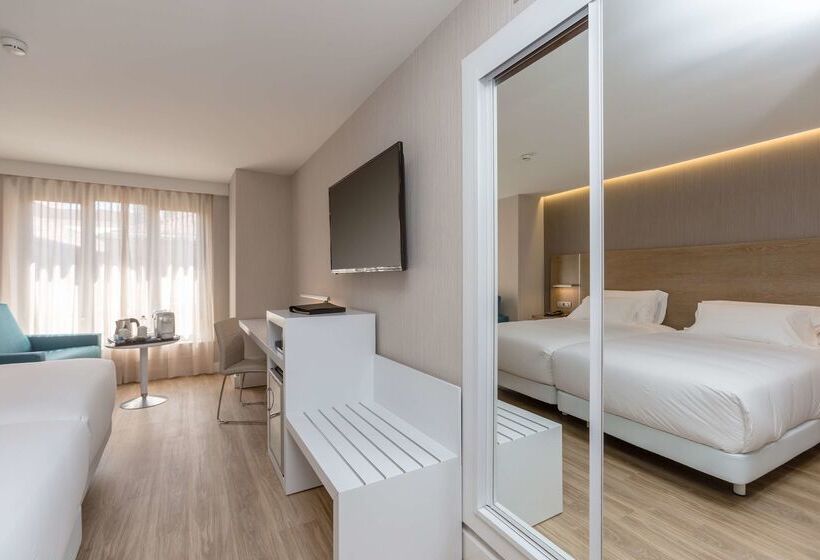 هتل NH Oviedo Principado