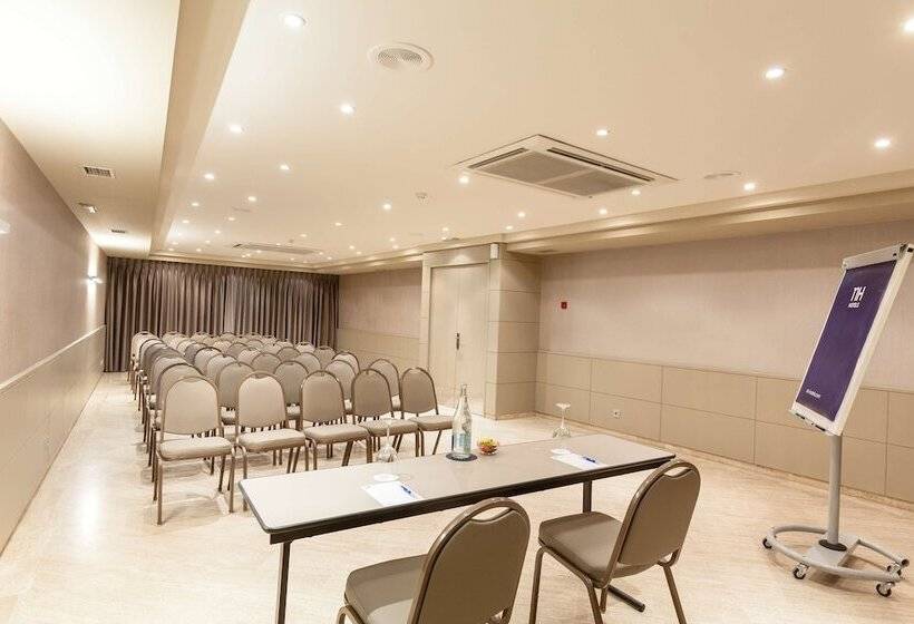 هتل NH Oviedo Principado