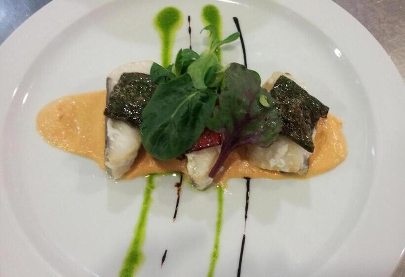 هتل Oasis Familiar