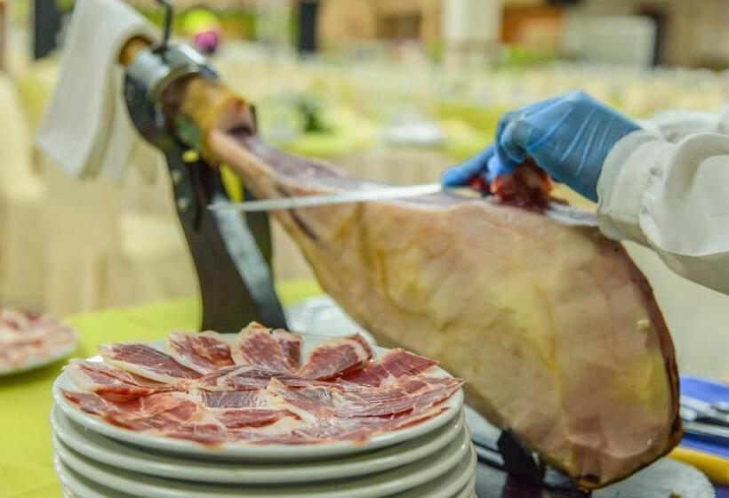 هتل Oasis Familiar