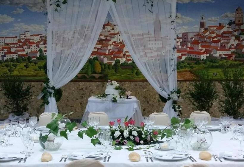 هتل Oasis Familiar