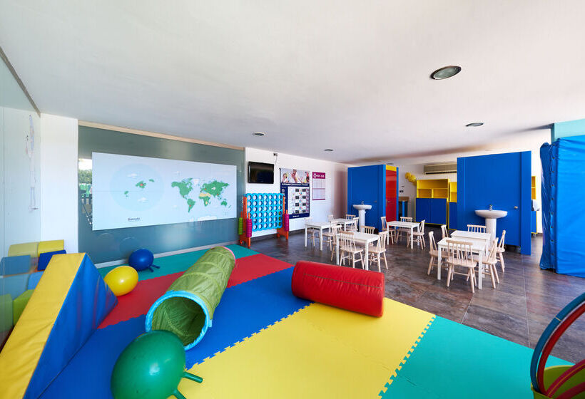 ホテル Occidental Cala Vinas