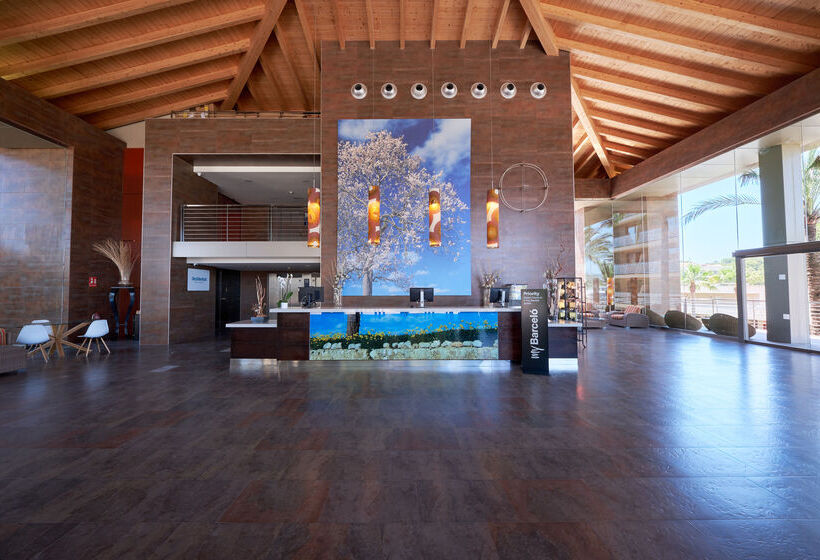 ホテル Occidental Cala Vinas