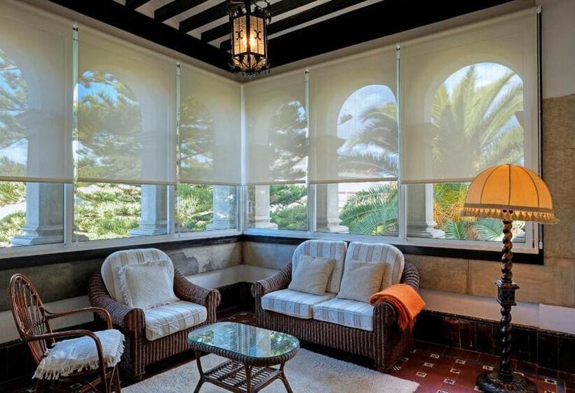 هتل Palacio Arias