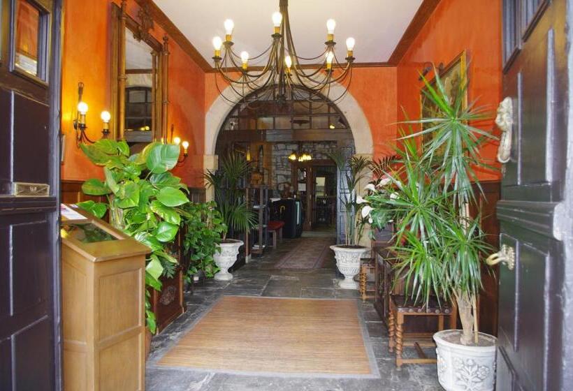 호텔 Palacio Carlos I