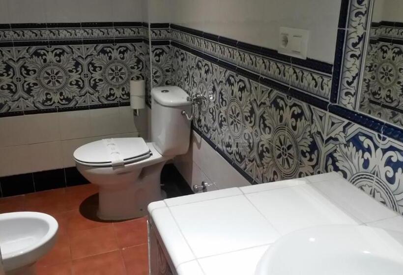 هتل Palacio De Monjaraz