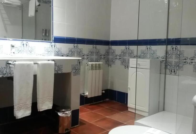 هتل Palacio De Monjaraz