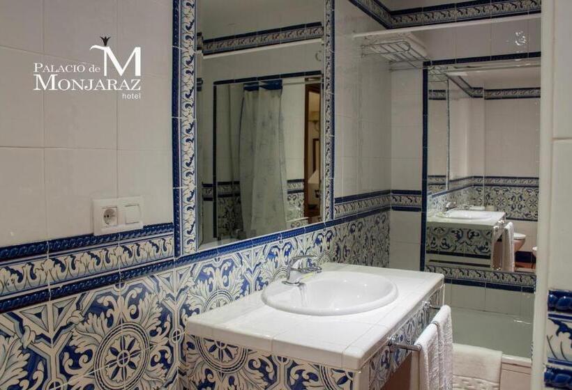 هتل Palacio De Monjaraz