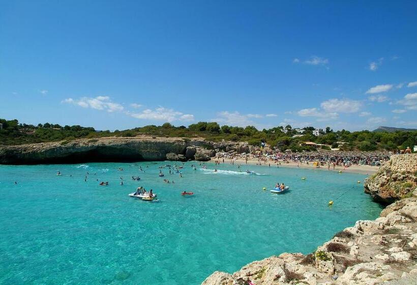 Отель Palia Maria Eugenia