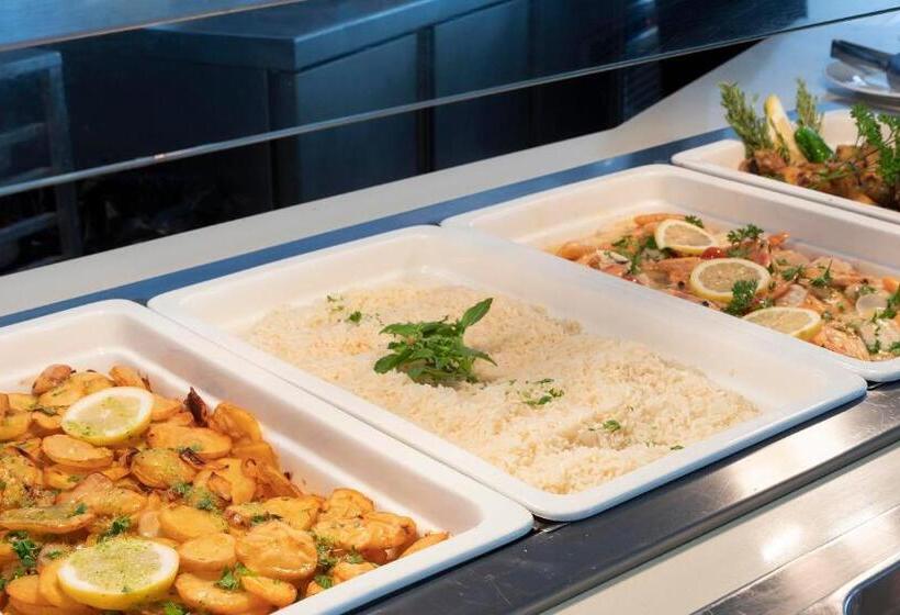 Отель Palia Maria Eugenia