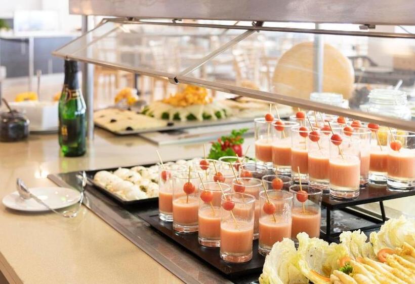 Отель Palia Maria Eugenia