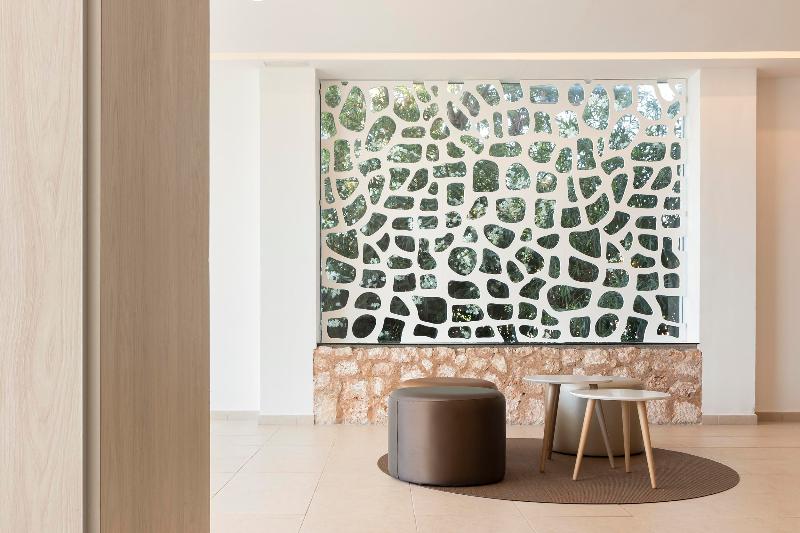 Отель Palia Maria Eugenia