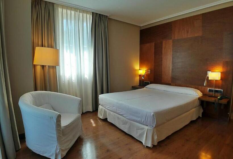 هتل Picos De Europa