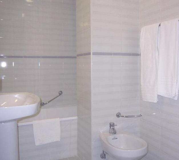 هتل Picos De Europa