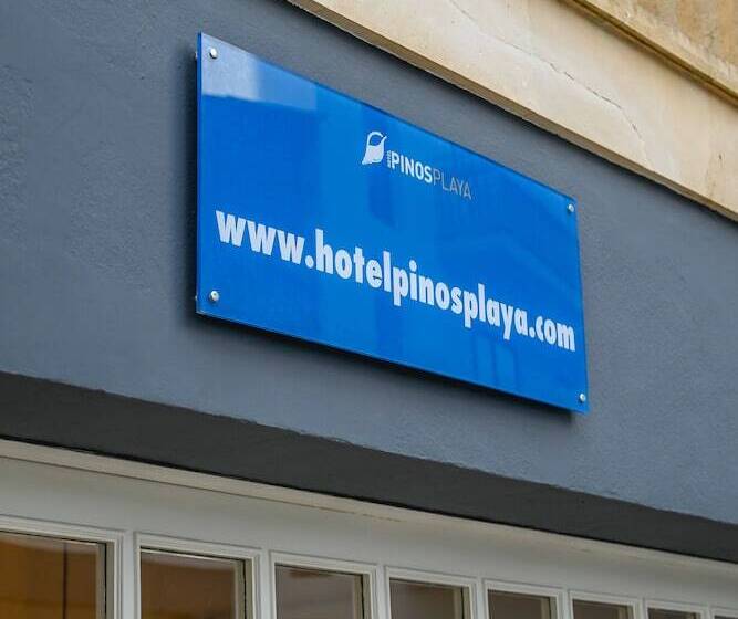 호텔 Pinos Playa