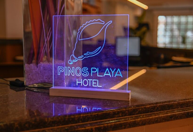 호텔 Pinos Playa