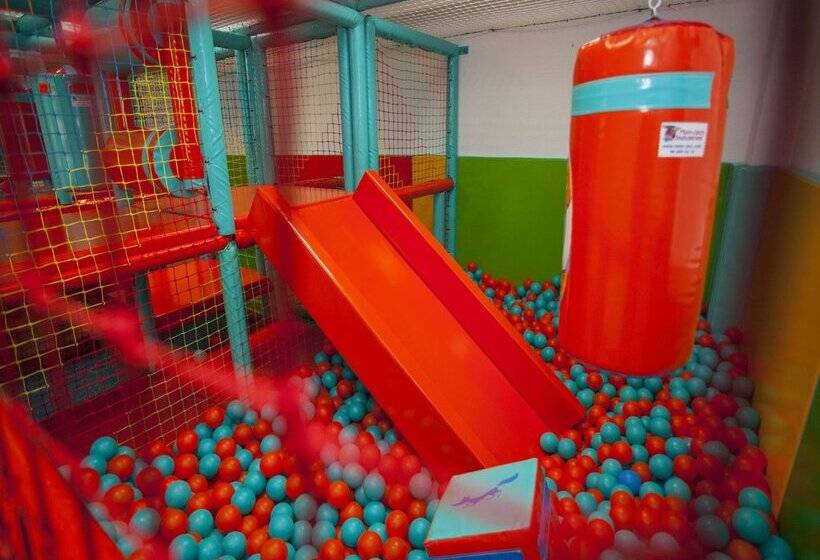 هتل Playas De Guardamar