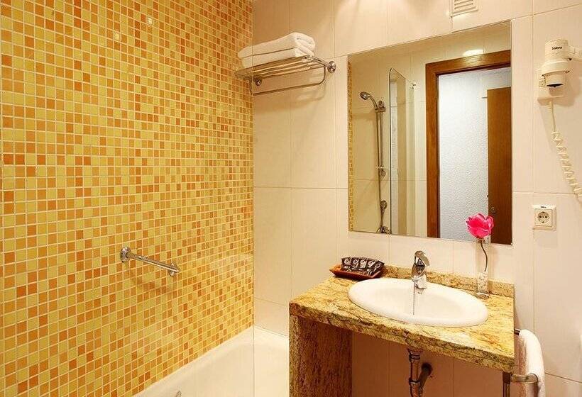 هتل Playas De Guardamar