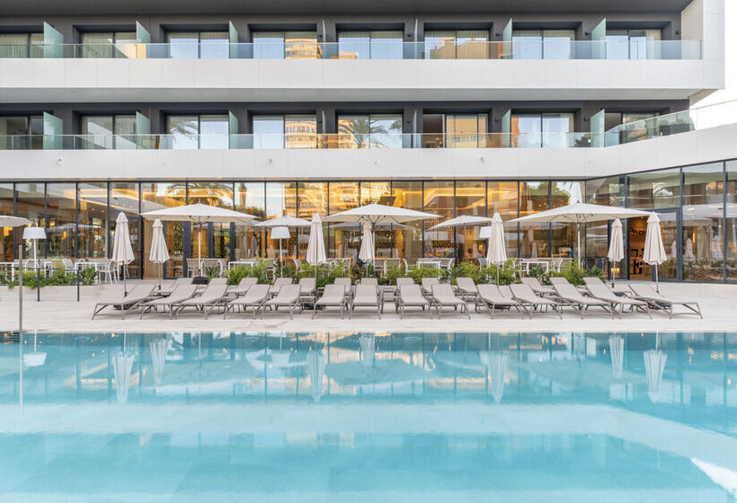 Отель Port Alicante City & Beach