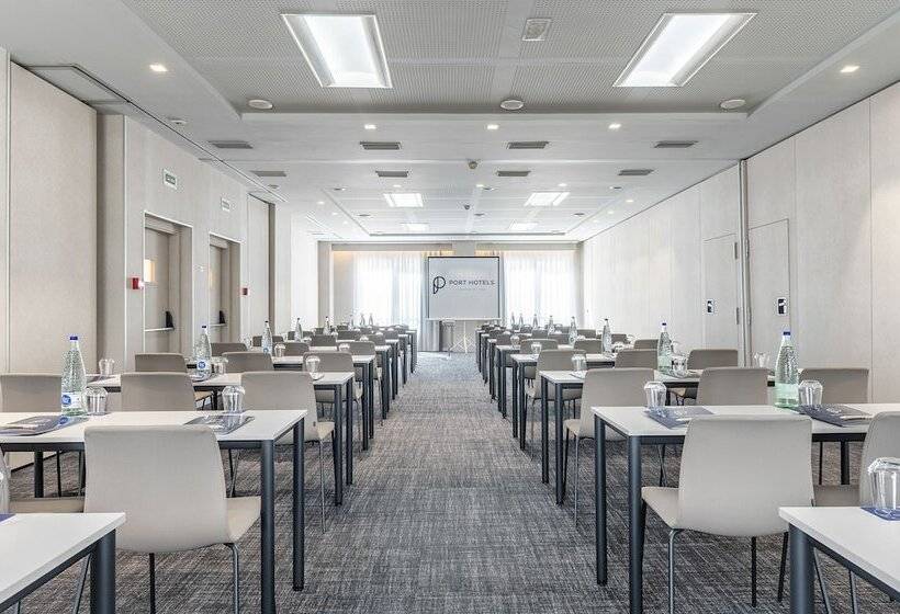 Отель Port Alicante City & Beach