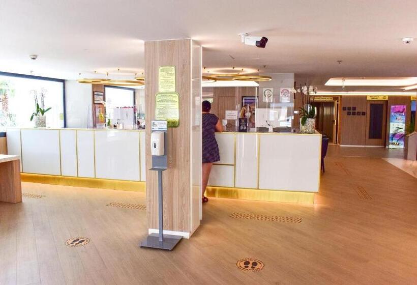 Отель Presidente 4 Sup