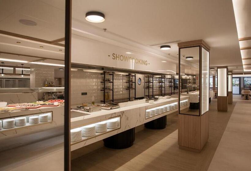 Отель Presidente 4 Sup