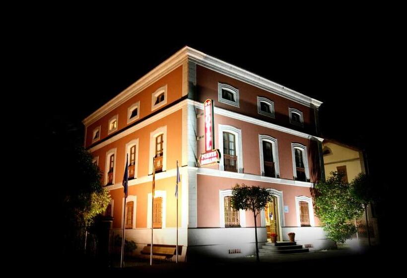 ホテル Puente Romano