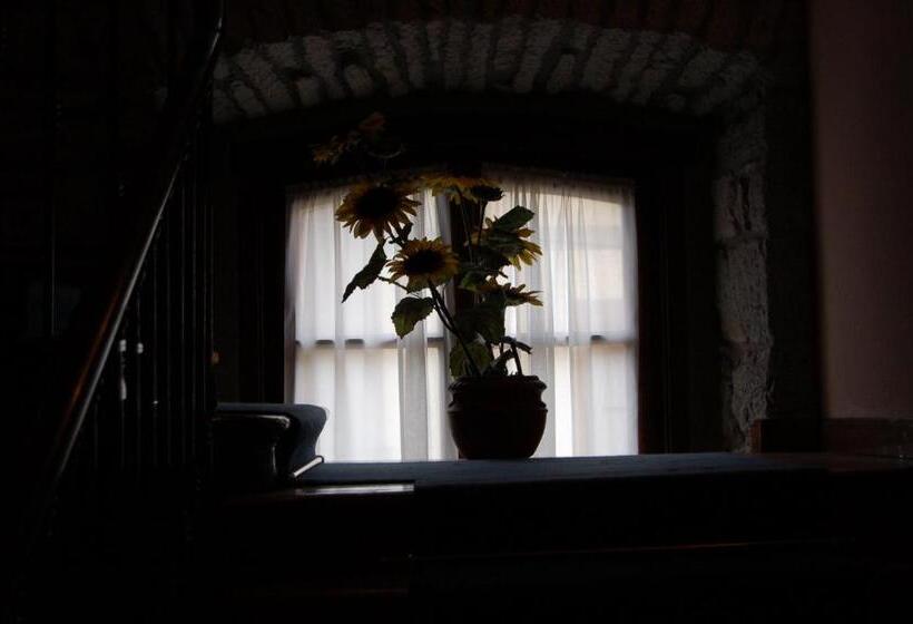 ホテル Puente Romano