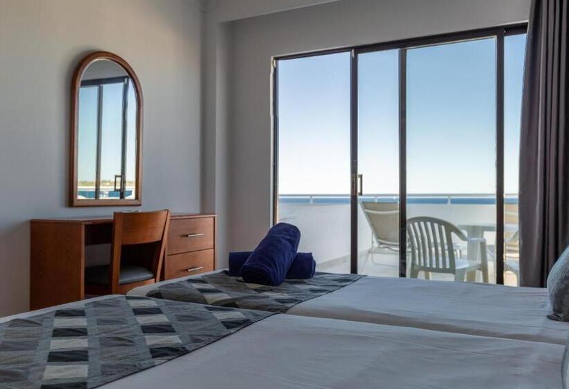 ホテル R2 Veronica