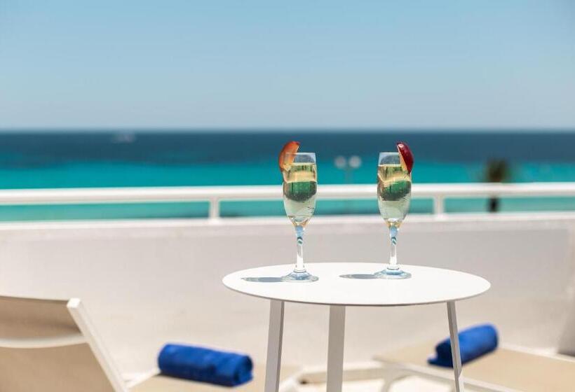 ホテル R2 Veronica