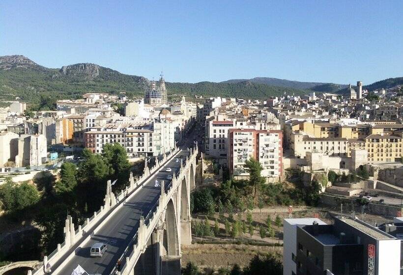 Отель Reconquista