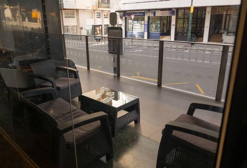 Отель Reconquista