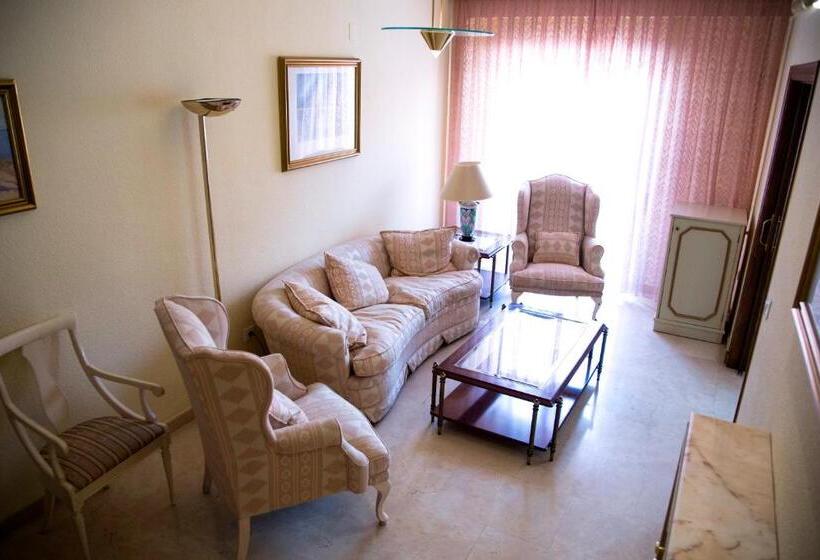 هتل Reina Victoria