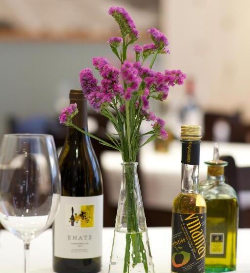 فندق Restaurante El Manquin