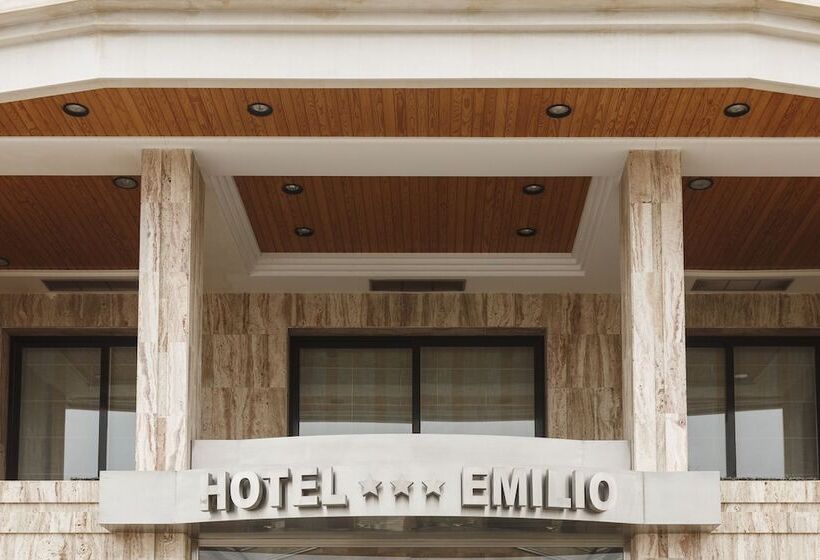 هتل Restaurante Emilio