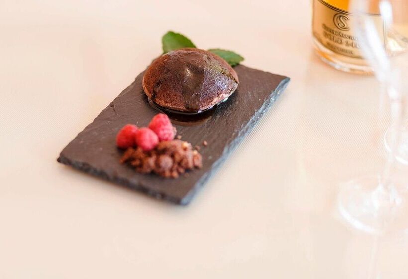 هتل Restaurante Emilio