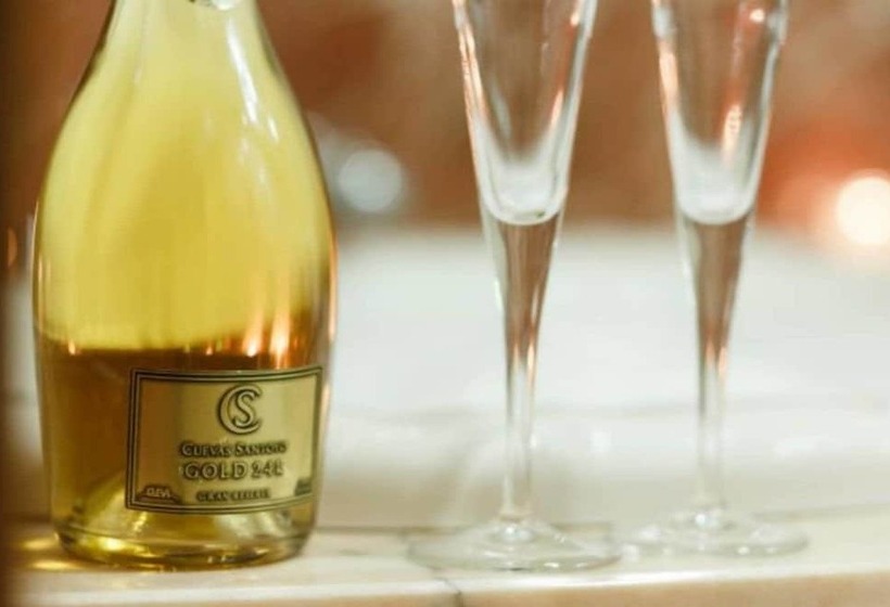 هتل Restaurante Emilio