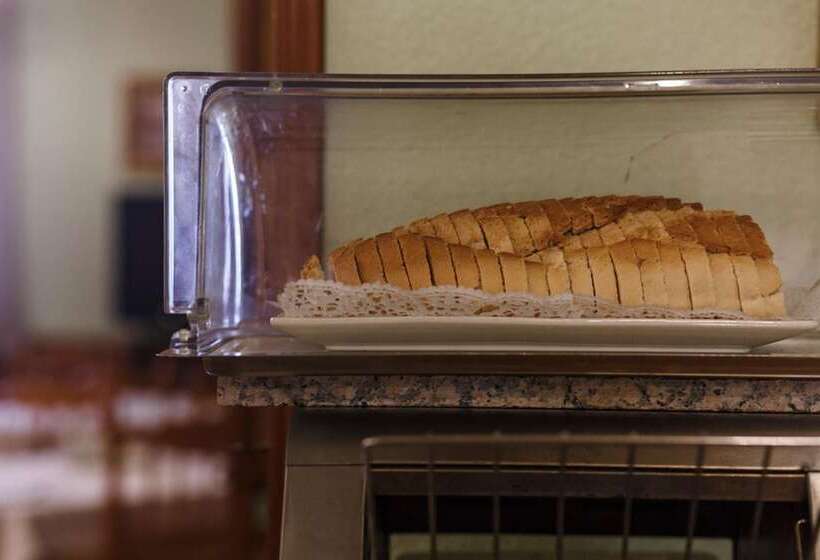 هتل Restaurante Emilio